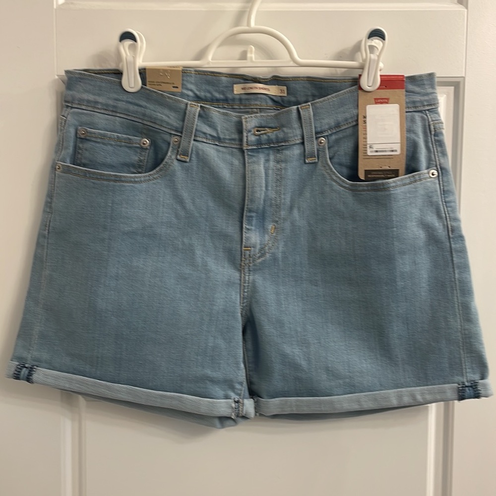Levi’s Mid-length shorts - Picture 2 of 4